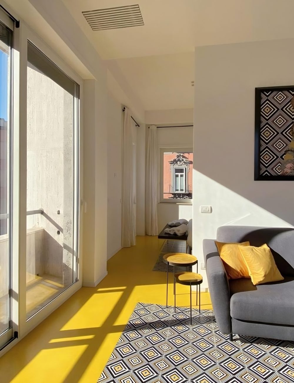Toraldo-Suites-Appartamenti-Di-Charme-A-Napoli-Exterior